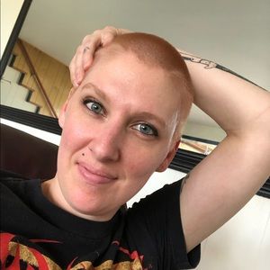 Meet your Posher, Stephanie
